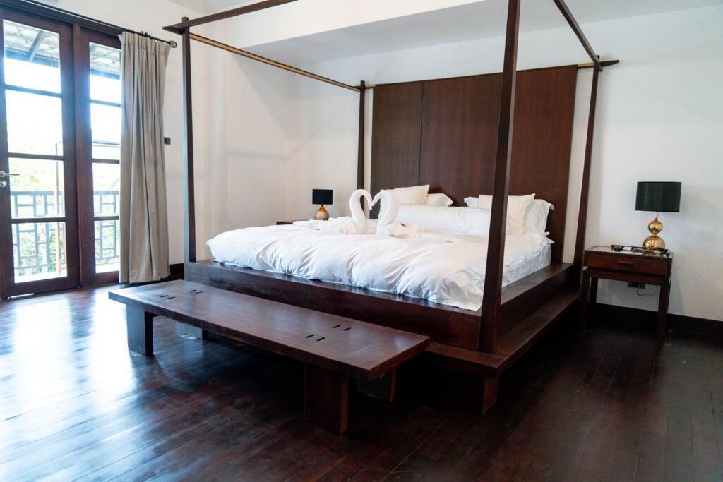 Villa Bali Style 24 *